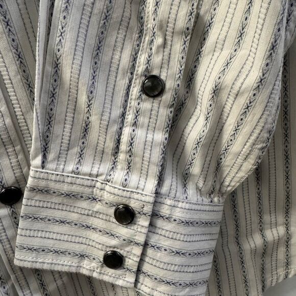 Moon shine spirit button up shirt, long sleeves, white, size large NEW - Picture 4 of 6